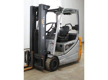 Chariot élévateur électrique STILL RX20