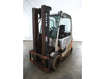 Chariot élévateur électrique STILL RX60