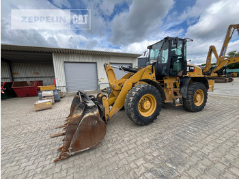 Chargeuse sur pneus CATERPILLAR