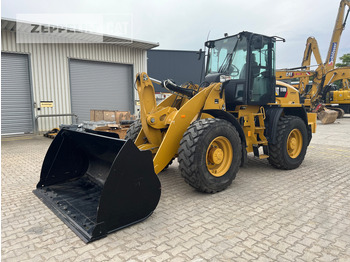 Chargeuse sur pneus CATERPILLAR