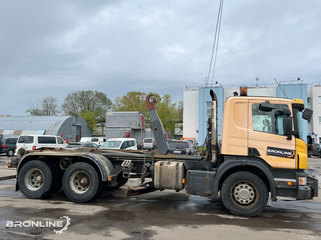 2006 SCANIA P 380 6X2 Hooklift - Camion ampliroll: photos 4 2006 SCANIA P 380 6X2 Hooklift - Camion ampliroll: photos 4