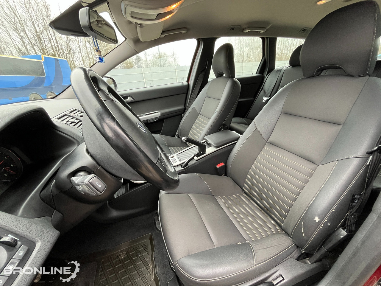 Voiture 2010 Volvo V50 Facelift 1.6 80kW: photos 14