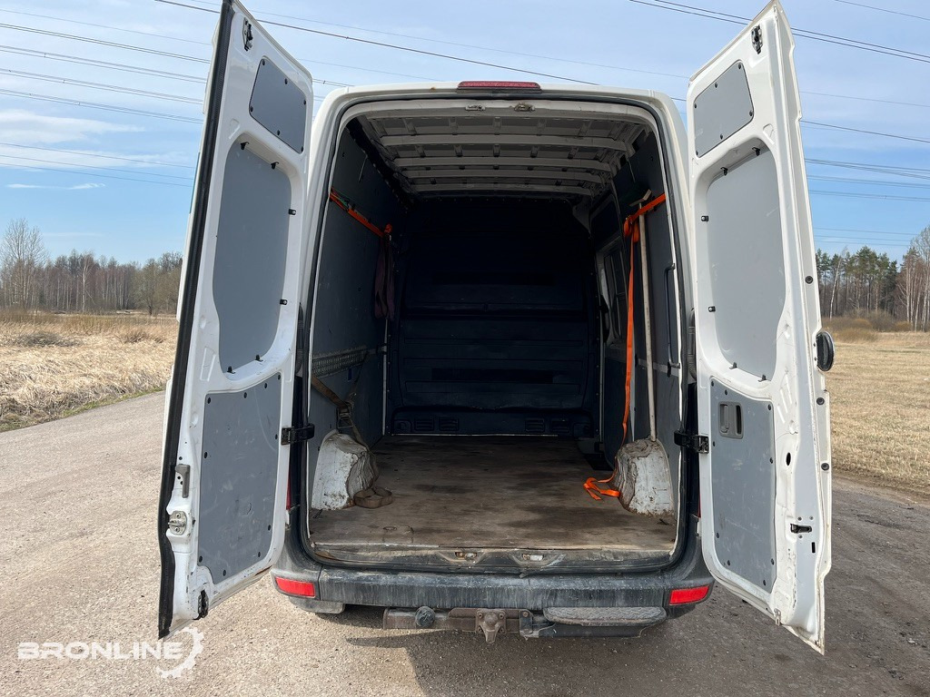 Fourgon utilitaire 2014 Volkswagen Crafter 2.0 80kW: photos 10