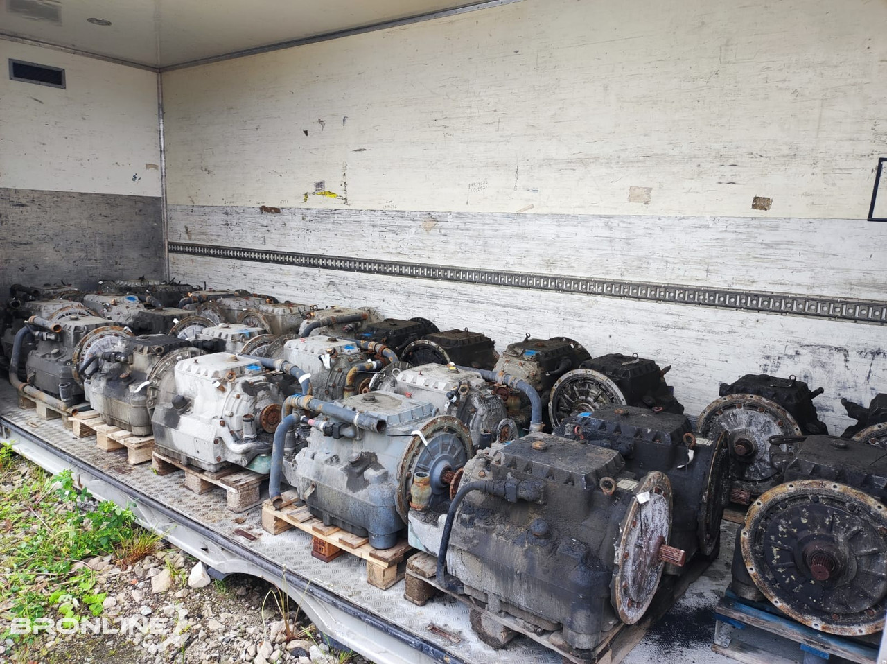 MAN VOITH GEARBOXES 27 pcs - Boîte de vitesse pour Camion: photos 2 MAN VOITH GEARBOXES 27 pcs - Boîte de vitesse pour Camion: photos 2