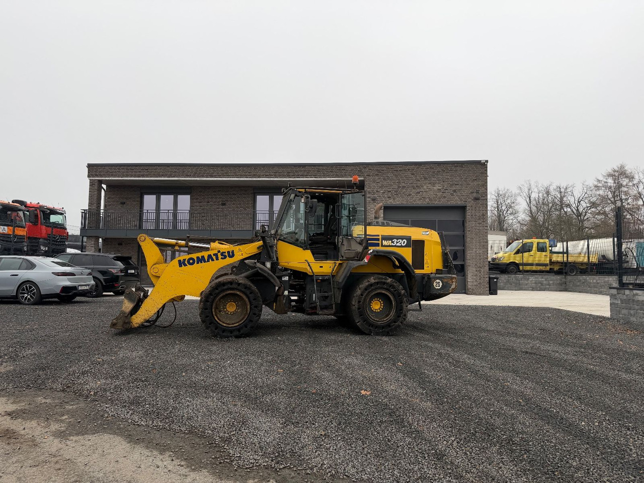 Komatsu WA 320 -8 Radlader Highlift Vollgummi Wartung - Chargeuse sur pneus: photos 1 Komatsu WA 320 -8 Radlader Highlift Vollgummi Wartung - Chargeuse sur pneus: photos 1