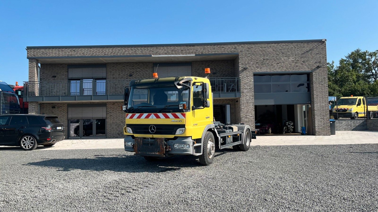 Mercedes-Benz 1318 1218 Abrollkipper Mercedes-Benz 1318 1218 Abrollkipper - Camion ampliroll: photos 1 Mercedes-Benz 1318 1218 Abrollkipper Mercedes-Benz 1318 1218 Abrollkipper - Camion ampliroll: photos 1
