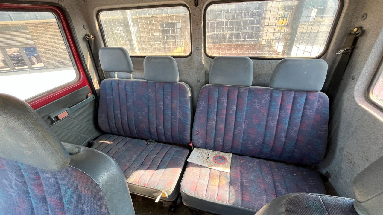 Utilitaire benne, Utilitaire double cabine Mercedes-Benz Vario 614 DK Kipper Doka Mercedes-Benz Vario 614 DK Kipper Doka: photos 10 Utilitaire benne, Utilitaire double cabine Mercedes-Benz Vario 614 DK Kipper Doka Mercedes-Benz Vario 614 DK Kipper Doka: photos 10
