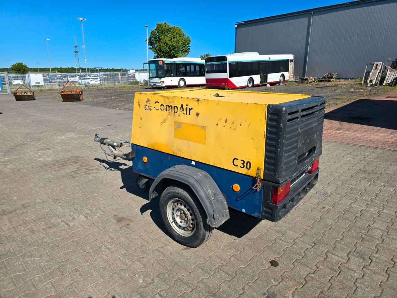 Compair DLT 0404 C30 Baustellen Kompressor - Remorque: photos 1 Compair DLT 0404 C30 Baustellen Kompressor - Remorque: photos 1