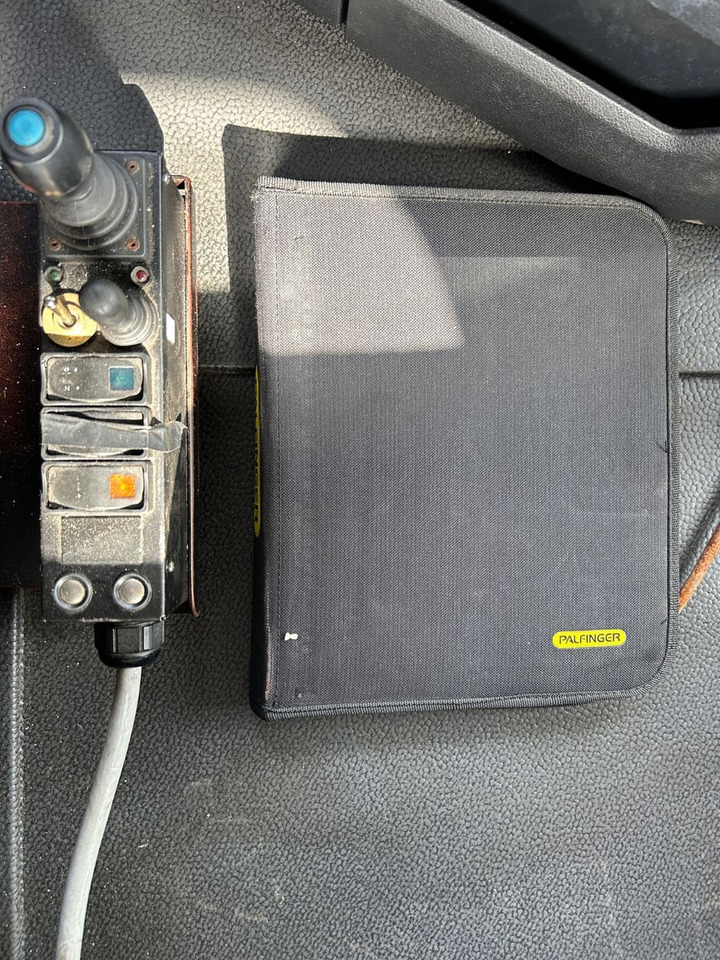 Mercedes-Benz Actros 2646 6x2 BL - Camion ampliroll: photos 5 Mercedes-Benz Actros 2646 6x2 BL - Camion ampliroll: photos 5