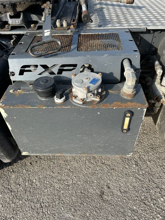 DAF XF 530 PxP 4x4 Hydraulik DAF XF 530 PxP 4x4 Hydraulik - Tracteur routier: photos 4 DAF XF 530 PxP 4x4 Hydraulik DAF XF 530 PxP 4x4 Hydraulik - Tracteur routier: photos 4