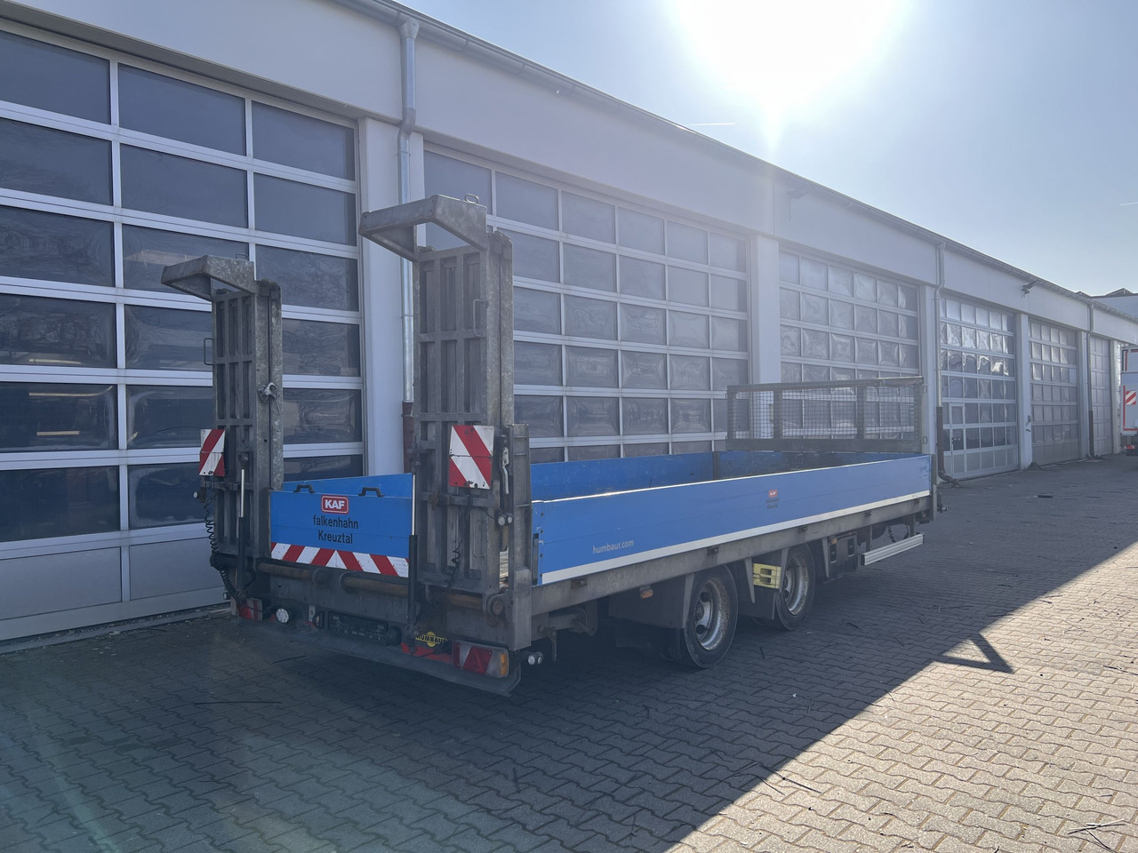 Humbaur HBTZ 136224 TA-BS  13,6 t Tandemtieflader - Remorque porte-engin surbaissée: photos 3 Humbaur HBTZ 136224 TA-BS  13,6 t Tandemtieflader - Remorque porte-engin surbaissée: photos 3