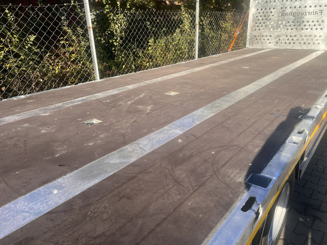 Möslein T 3 Plato 9 m  3 Achs Jumbo- Plato- Anhänger 9 m, Mega - Remorque plateau: photos 2 Möslein T 3 Plato 9 m  3 Achs Jumbo- Plato- Anhänger 9 m, Mega - Remorque plateau: photos 2