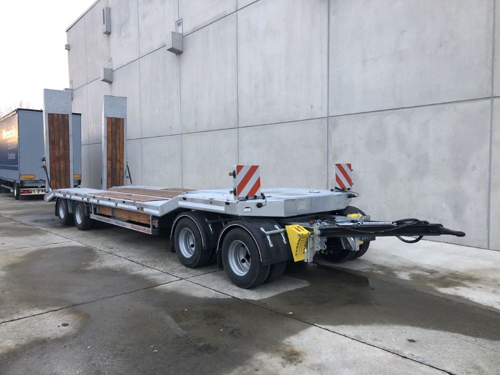 Möslein T 4 VB H1 neuer 4 Achs Tieflader hydraulischen Rampen - Remorque porte-engin surbaissée: photos 5 Möslein T 4 VB H1 neuer 4 Achs Tieflader hydraulischen Rampen - Remorque porte-engin surbaissée: photos 5