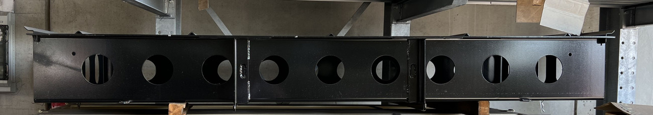 Müller Mitteltal Staufach für Alu- Rampen - Semi-remorque surbaissé: photos 4 Müller Mitteltal Staufach für Alu- Rampen - Semi-remorque surbaissé: photos 4