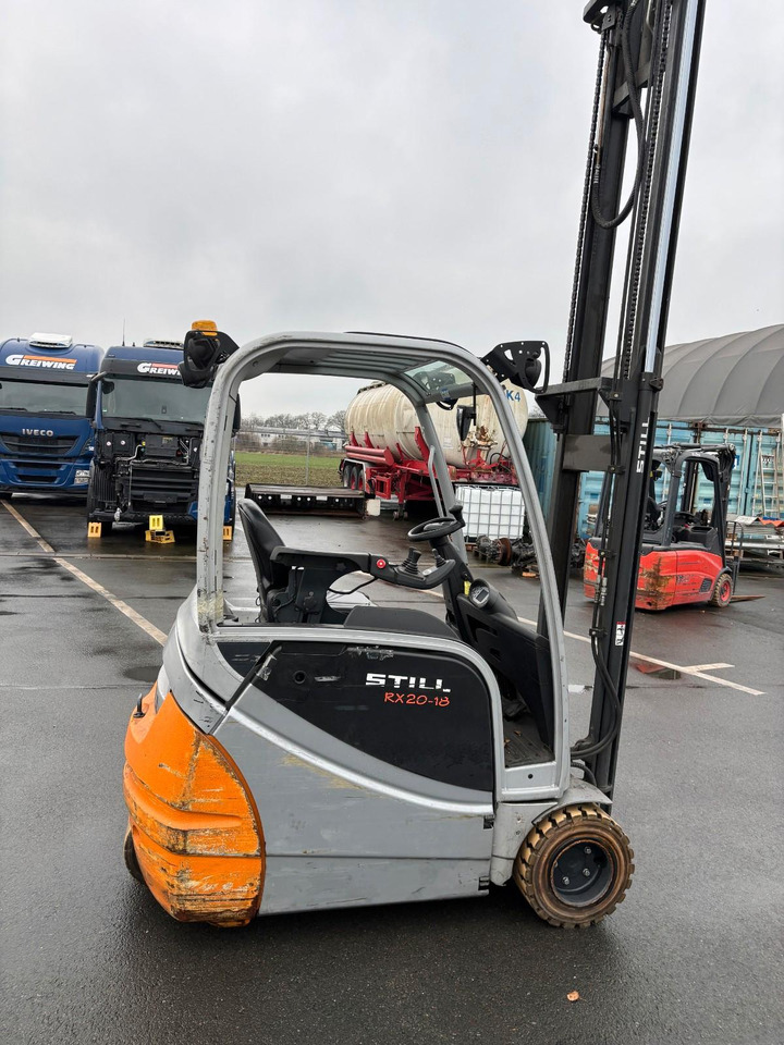 Still RX 20/18 3 Rad Stapler - Chariot élévateur électrique: photos 3 Still RX 20/18 3 Rad Stapler - Chariot élévateur électrique: photos 3