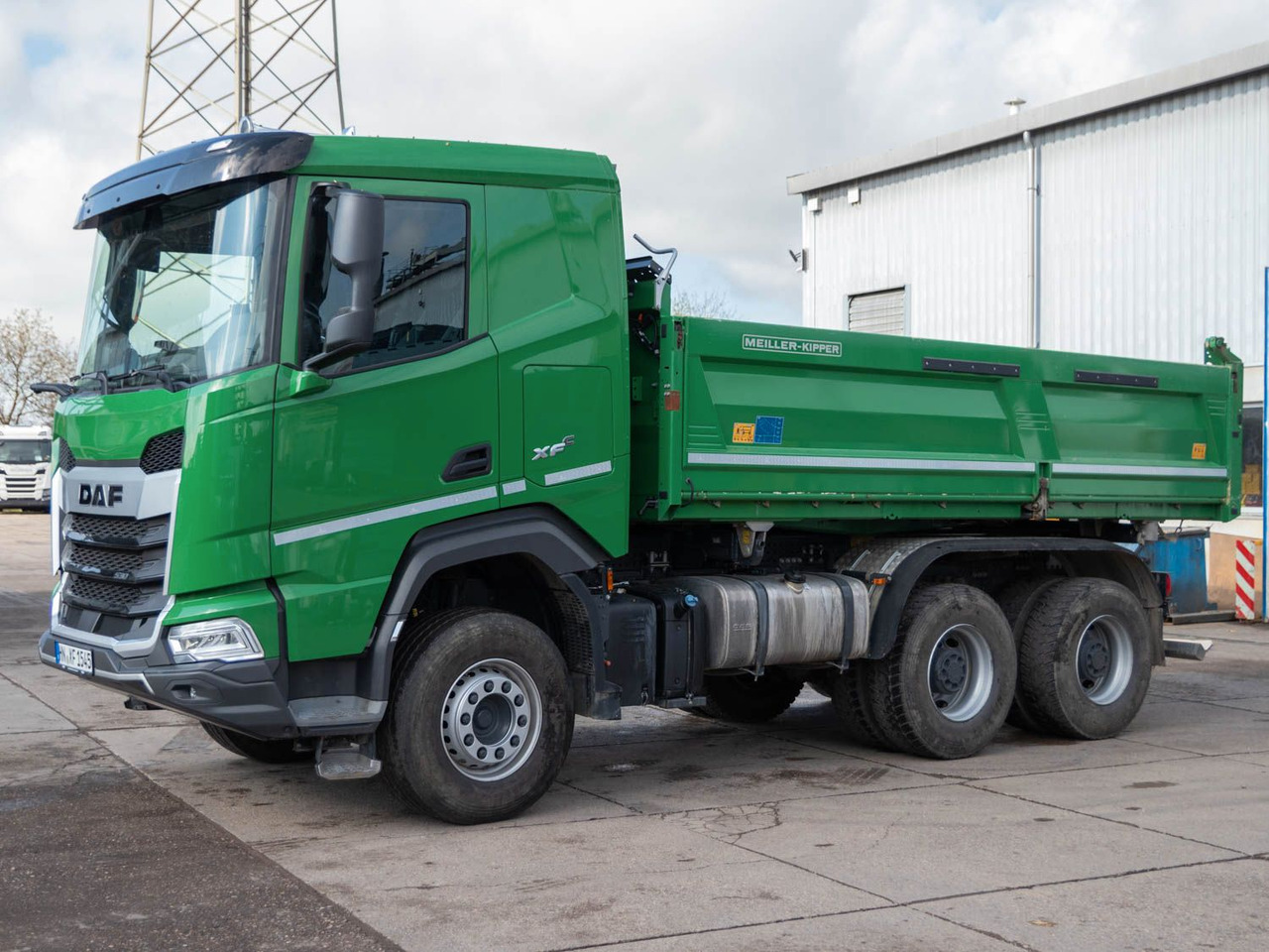 DAF FAT XFC 530 SL Meiller TRIGENIUS D 316 DAF FAT XFC 530 SL Meiller TRIGENIUS D 316 - Camion benne: photos 1 DAF FAT XFC 530 SL Meiller TRIGENIUS D 316 DAF FAT XFC 530 SL Meiller TRIGENIUS D 316 - Camion benne: photos 1