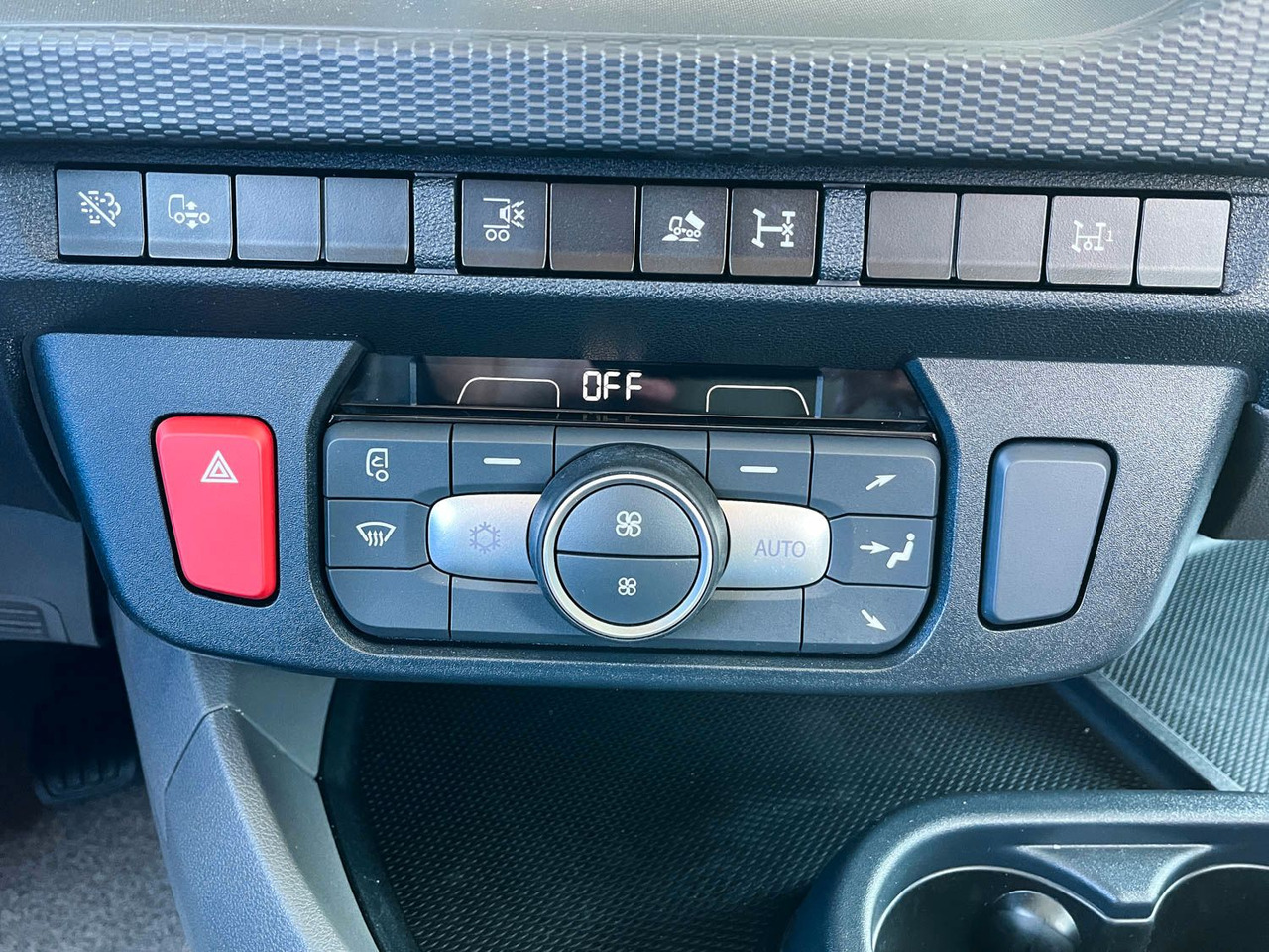 Camion benne neuf DAF XDC 370 FA Meiller Krankipper HMF DAF XDC 370 FA Meiller Krankipper HMF: photos 19 Camion benne neuf DAF XDC 370 FA Meiller Krankipper HMF DAF XDC 370 FA Meiller Krankipper HMF: photos 19