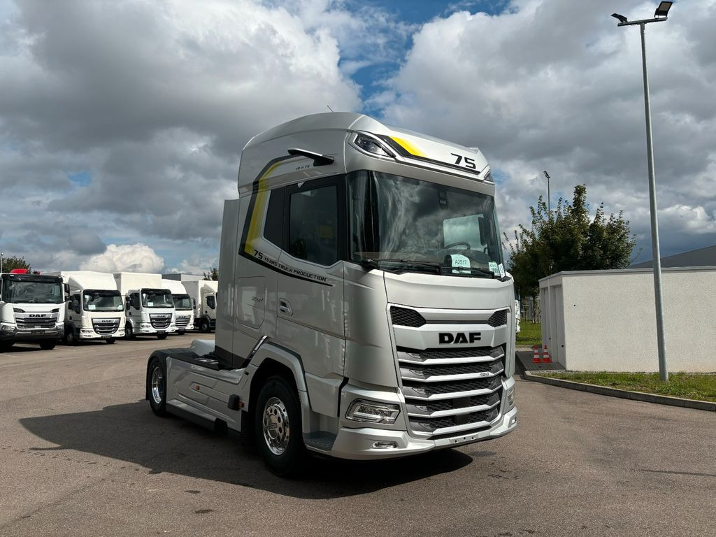 DAF XG+ 480 FT 75 Jahre DAF Edition "Limitiert" - Tracteur routier: photos 1 DAF XG+ 480 FT 75 Jahre DAF Edition "Limitiert" - Tracteur routier: photos 1