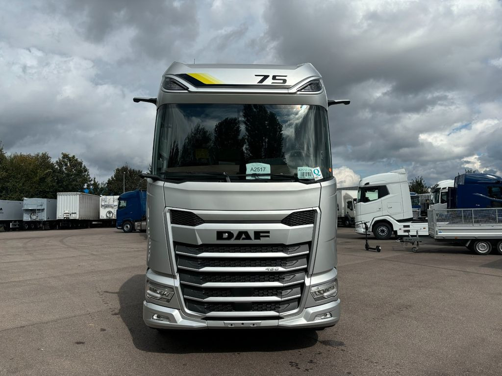 DAF XG+ 480 FT 75 Jahre DAF Edition "Limitiert" - Tracteur routier: photos 2 DAF XG+ 480 FT 75 Jahre DAF Edition "Limitiert" - Tracteur routier: photos 2