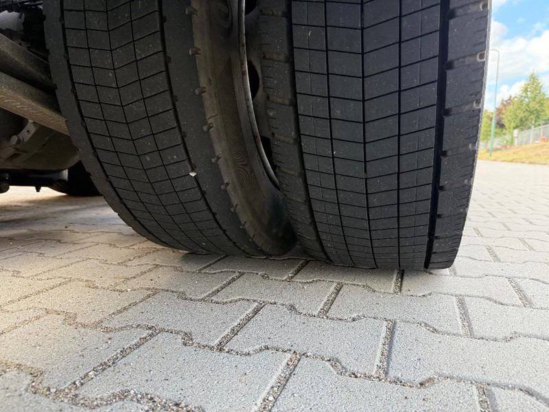 Crédit-bail de Renault T 460 verhuiswagen 2018 met 180.000 km !!! Renault T 460 verhuiswagen 2018 met 180.000 km !!!: photos 12 Crédit-bail de Renault T 460 verhuiswagen 2018 met 180.000 km !!! Renault T 460 verhuiswagen 2018 met 180.000 km !!!: photos 12