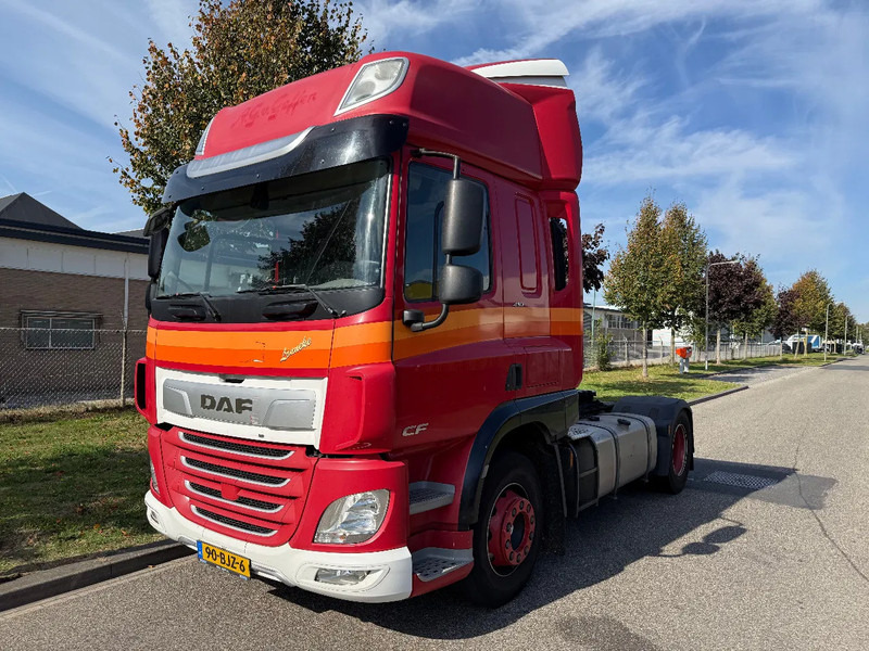 DAF CF 410 2017 only 775.000 km - Tracteur routier: photos 1 DAF CF 410 2017 only 775.000 km - Tracteur routier: photos 1