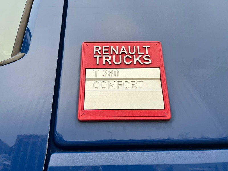 Camion fourgon Renault T-11 SLEEPERCAB 380 P6X2 COMFORT: photos 19