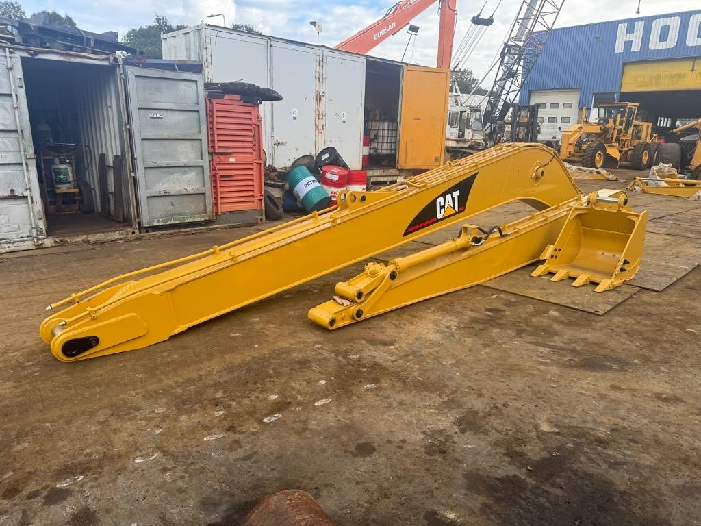 CAT 320FL LONG REACH BOOM 15M - Pelle: photos 3 CAT 320FL LONG REACH BOOM 15M - Pelle: photos 3