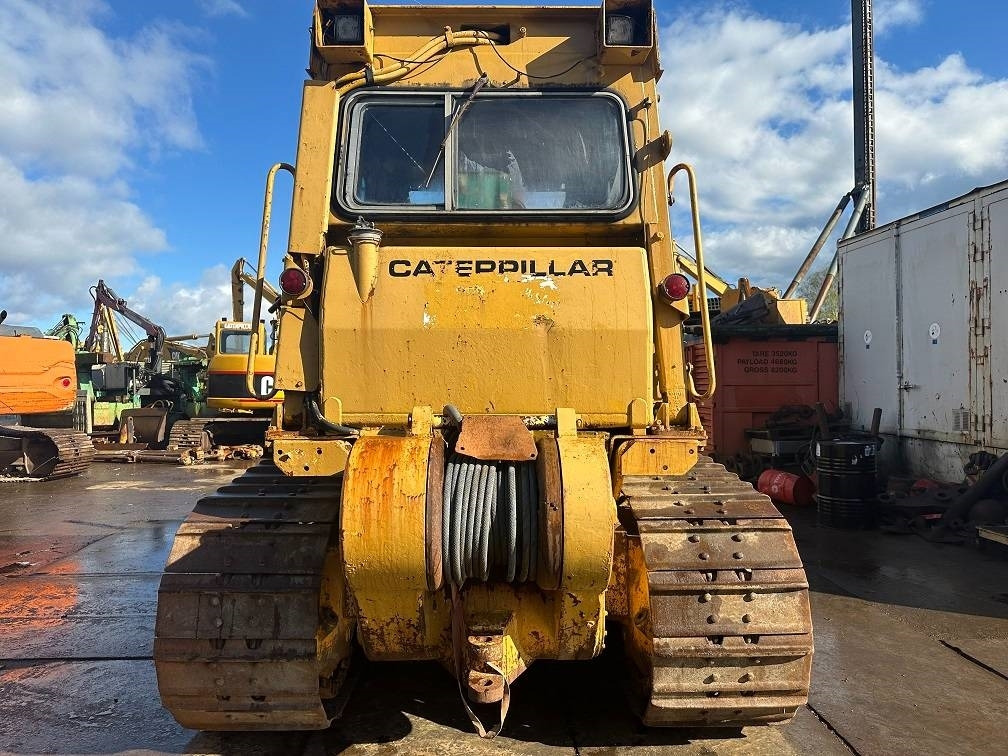 CAT D6D with winch - Bulldozer: photos 4 CAT D6D with winch - Bulldozer: photos 4
