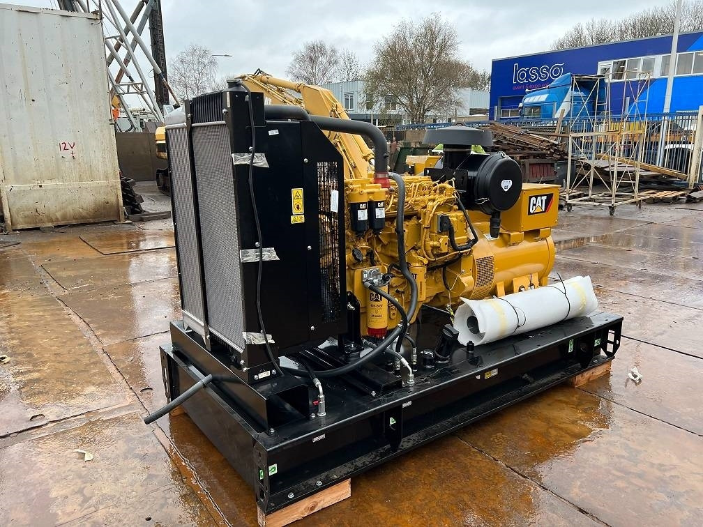 CAT DE 200 E3 ( 200kva ) unused - Groupe électrogène: photos 5 CAT DE 200 E3 ( 200kva ) unused - Groupe électrogène: photos 5