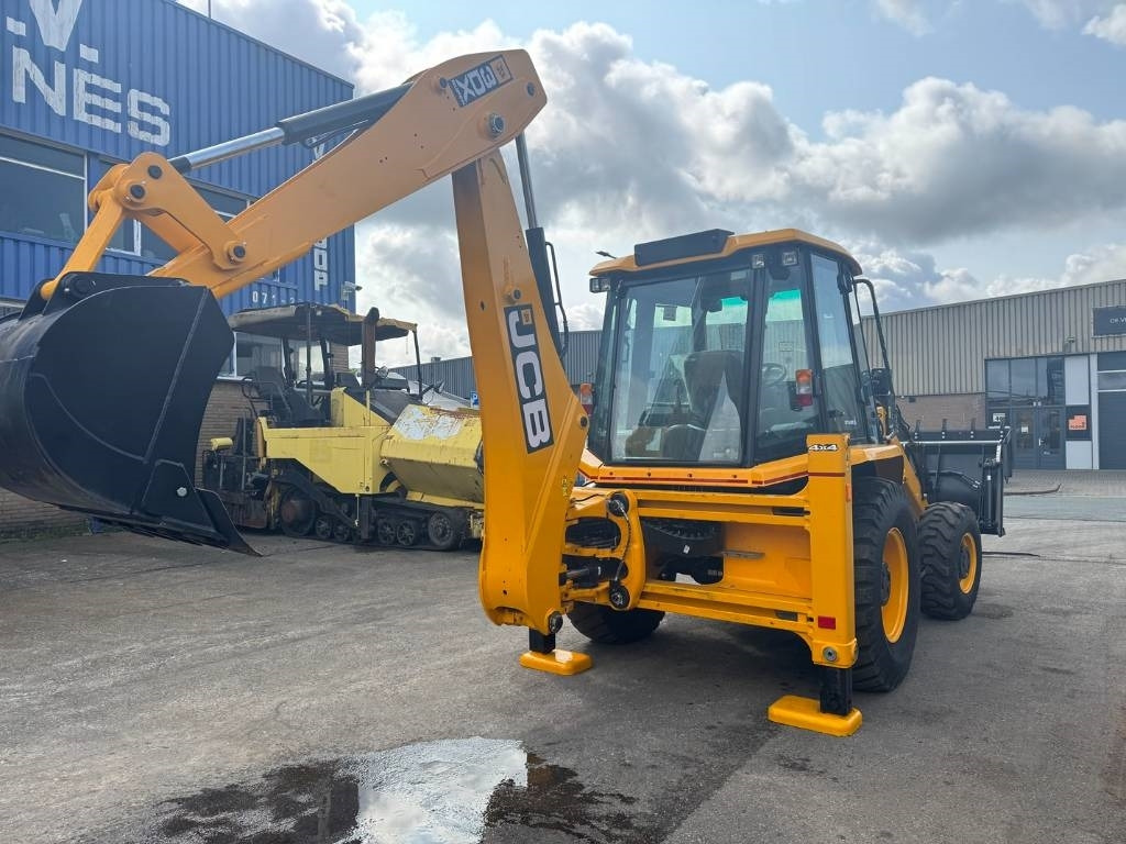 JCB 3 CX ECO 6 in 1 bucket ( UNUSED ) - Tractopelle: photos 4 JCB 3 CX ECO 6 in 1 bucket ( UNUSED ) - Tractopelle: photos 4