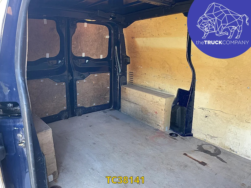 Fourgonnette Peugeot Expert 2l 120cv: photos 10 Fourgonnette Peugeot Expert 2l 120cv: photos 10