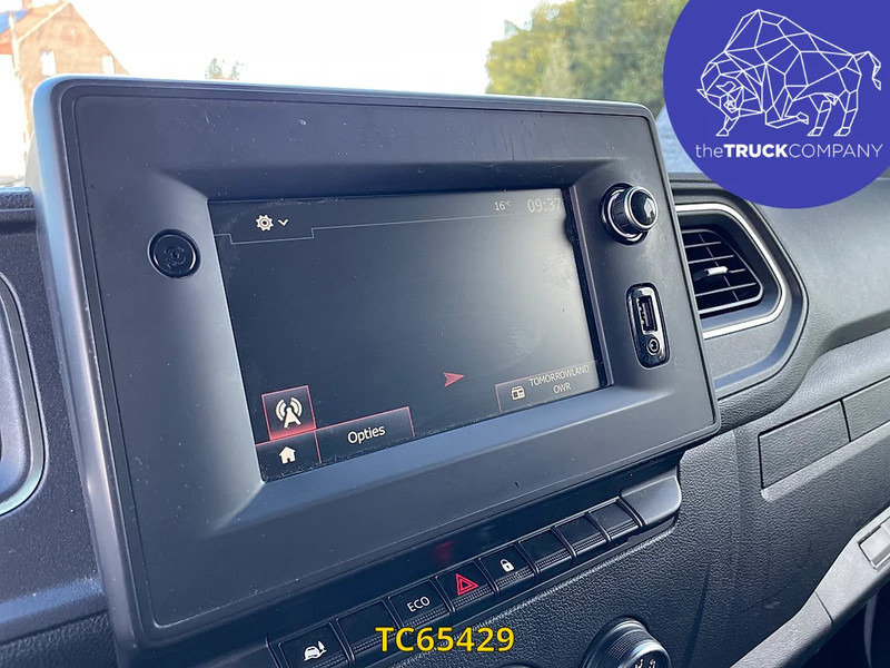 Fourgon utilitaire Renault Master L3H2: photos 16 Fourgon utilitaire Renault Master L3H2: photos 16