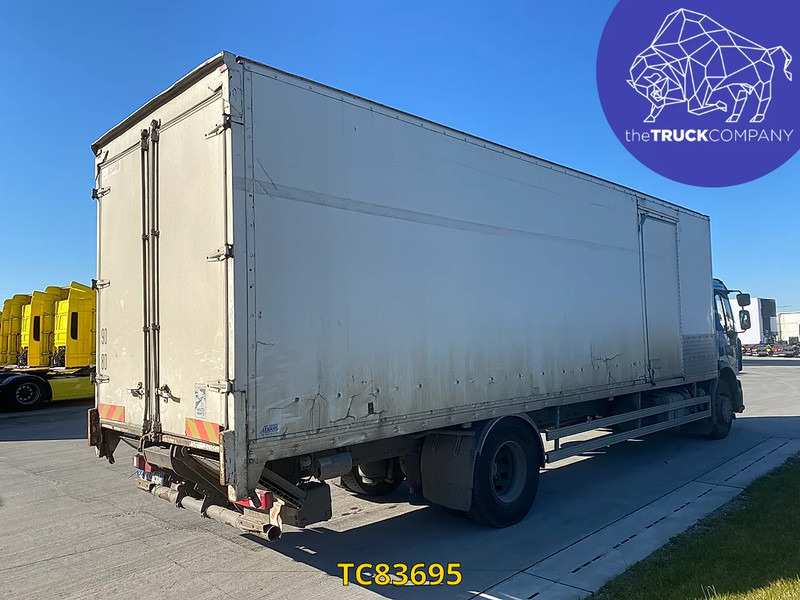 Renault Premium 270 - Camion fourgon: photos 2 Renault Premium 270 - Camion fourgon: photos 2