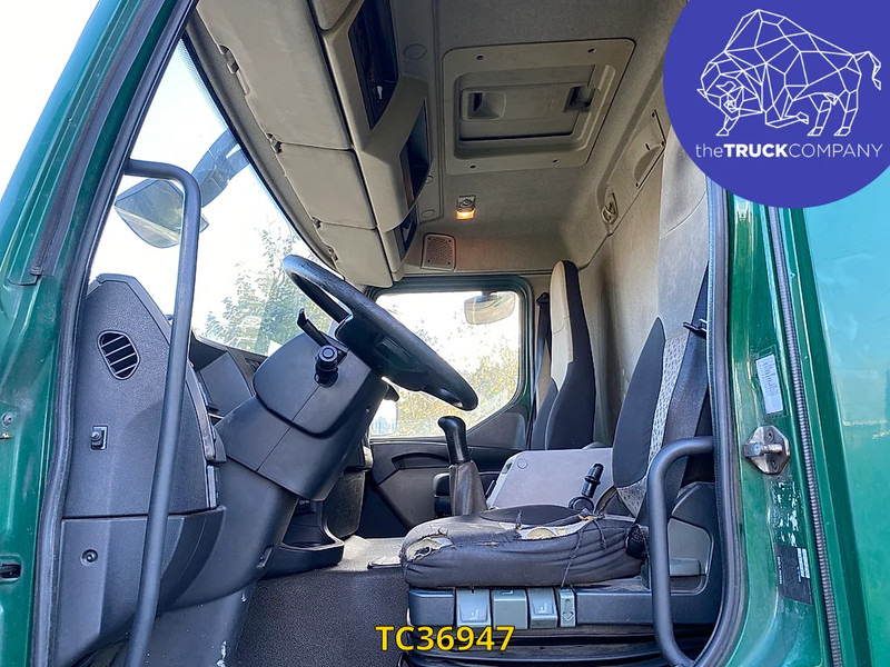 Renault Premium 270 - Camion à rideaux coulissants: photos 3 Renault Premium 270 - Camion à rideaux coulissants: photos 3