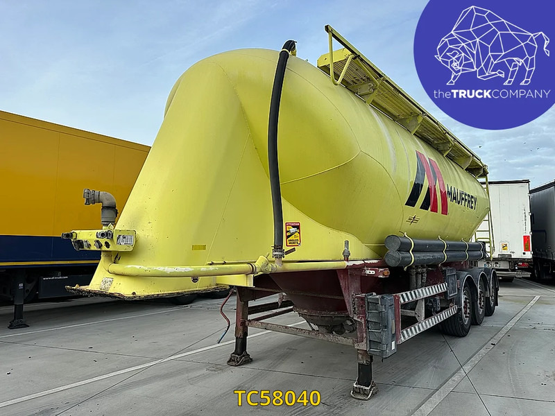 SPITZER - Semi-remorque citerne: photos 1 SPITZER - Semi-remorque citerne: photos 1