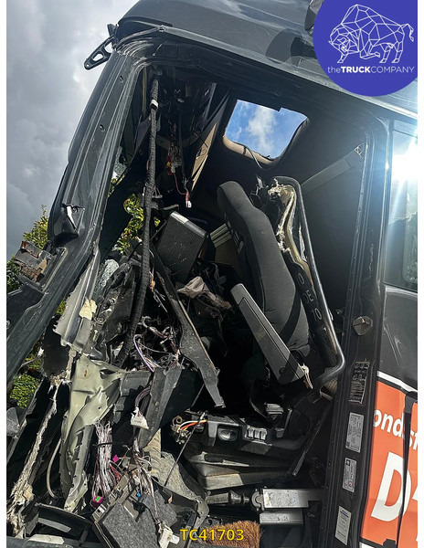MAN TGX 510 6x4 ACCIDENT - Tracteur routier: photos 3 MAN TGX 510 6x4 ACCIDENT - Tracteur routier: photos 3