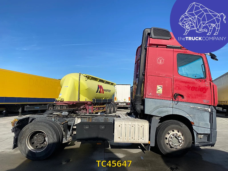 Tracteur routier Mercedes-Benz Actros 1843: photos 8