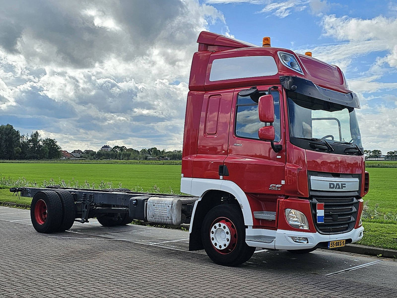 DAF CF 290 SPACECAB WB 570 - Châssis cabine: photos 5 DAF CF 290 SPACECAB WB 570 - Châssis cabine: photos 5