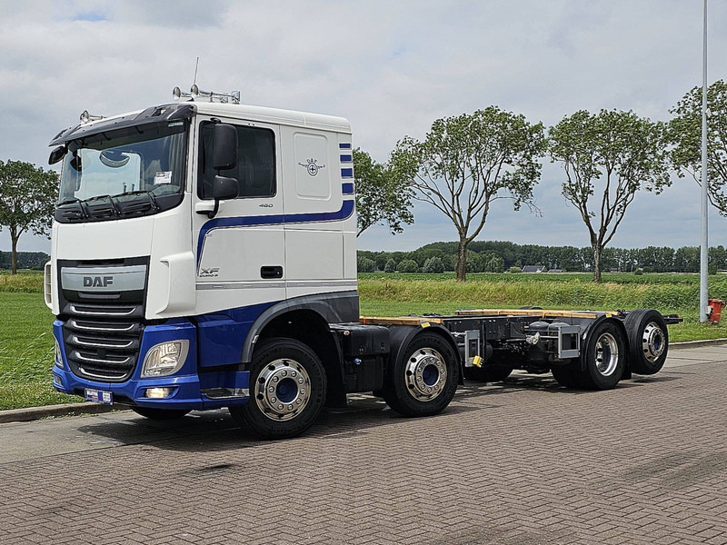DAF XF 460 8X2 MAN. INT. ADR - Châssis cabine: photos 2 DAF XF 460 8X2 MAN. INT. ADR - Châssis cabine: photos 2