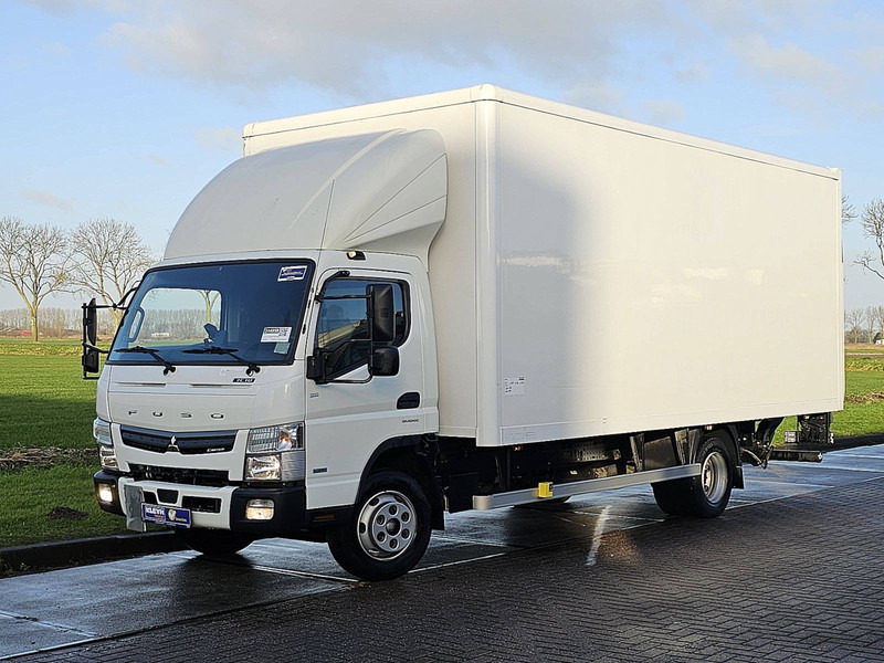 FUSO 7C18 CANTER AIRCO 3180KG PAYLOAD - Camion fourgon: photos 2 FUSO 7C18 CANTER AIRCO 3180KG PAYLOAD - Camion fourgon: photos 2