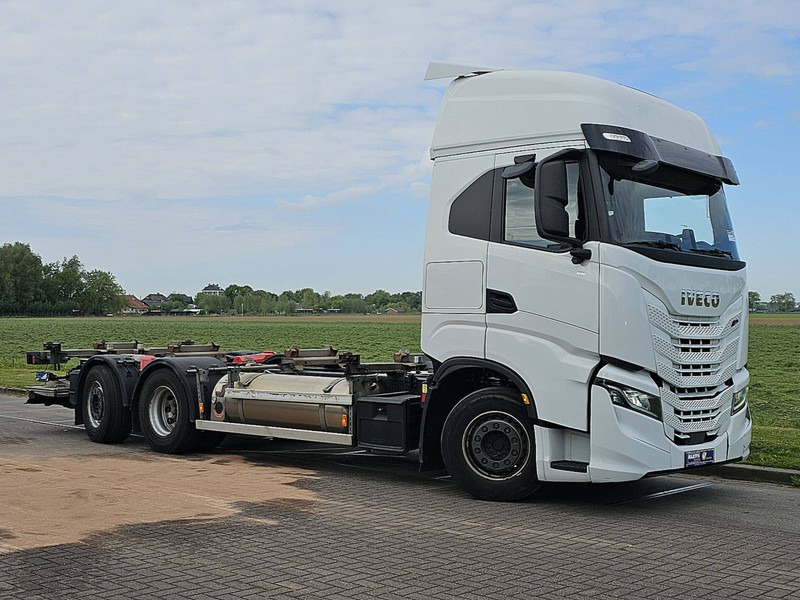 Iveco S-WAY AS260S46 LNG INT. STEERAXLE - Camion porte-conteneur/ Caisse mobile: photos 5 Iveco S-WAY AS260S46 LNG INT. STEERAXLE - Camion porte-conteneur/ Caisse mobile: photos 5
