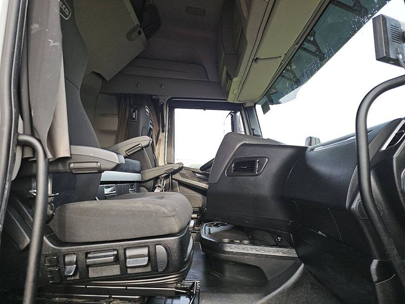 Crédit-bail de Iveco S-WAY AS260S46 LNG INT. STEERAXLE Iveco S-WAY AS260S46 LNG INT. STEERAXLE: photos 7