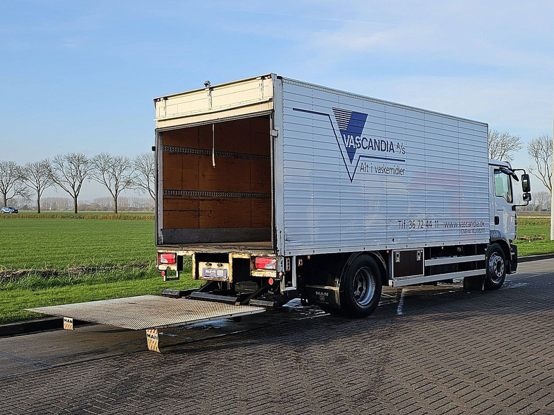 MAN 18.240 TGM AIRCO TAILLIFT - Camion fourgon: photos 3 MAN 18.240 TGM AIRCO TAILLIFT - Camion fourgon: photos 3