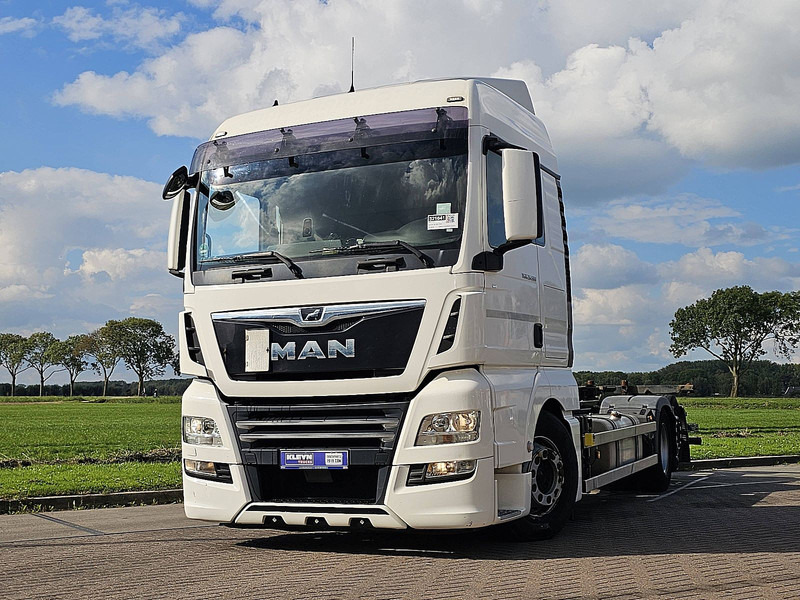 MAN 26.500 TGX - Camion porte-conteneur/ Caisse mobile: photos 1 MAN 26.500 TGX - Camion porte-conteneur/ Caisse mobile: photos 1
