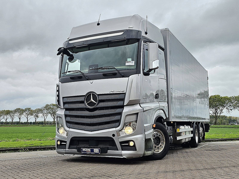 Mercedes-Benz ACTROS 2645 6X2*4 RET. 3T LIFT - Camion fourgon: photos 1 Mercedes-Benz ACTROS 2645 6X2*4 RET. 3T LIFT - Camion fourgon: photos 1