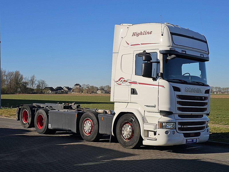 Scania R490 TL 8X2 CROWN EDITION - Châssis cabine: photos 5 Scania R490 TL 8X2 CROWN EDITION - Châssis cabine: photos 5