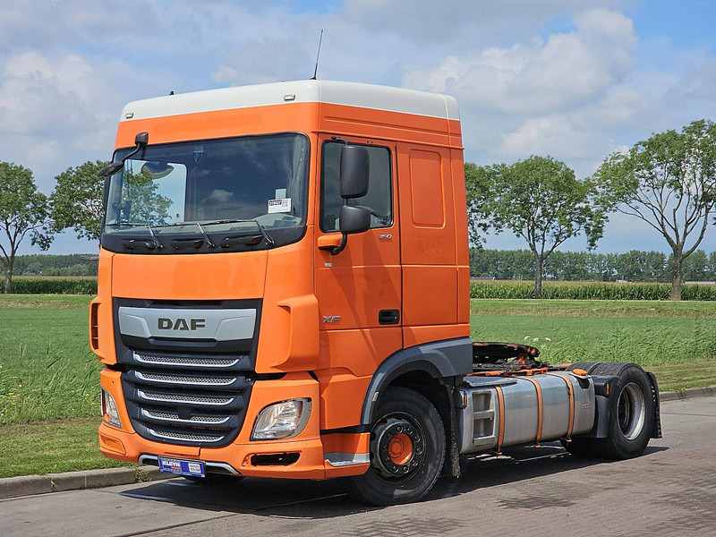 DAF XF 450 SPACECAB - Tracteur routier: photos 2 DAF XF 450 SPACECAB - Tracteur routier: photos 2