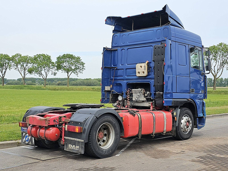 DAF XF 95.380 EURO 3 MANUAL - Tracteur routier: photos 3 DAF XF 95.380 EURO 3 MANUAL - Tracteur routier: photos 3