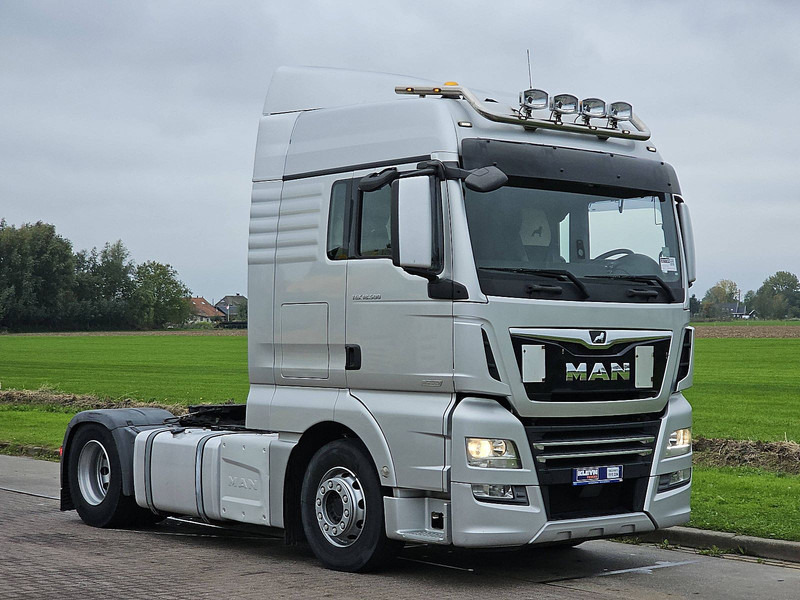 MAN 18.500 TGX XLX 2X TANK NIGHT AC - Tracteur routier: photos 5 MAN 18.500 TGX XLX 2X TANK NIGHT AC - Tracteur routier: photos 5