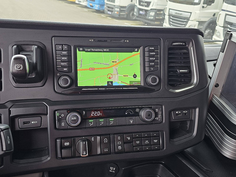 Tracteur routier Scania R520 6X2 NB RETARDER: photos 11 Tracteur routier Scania R520 6X2 NB RETARDER: photos 11